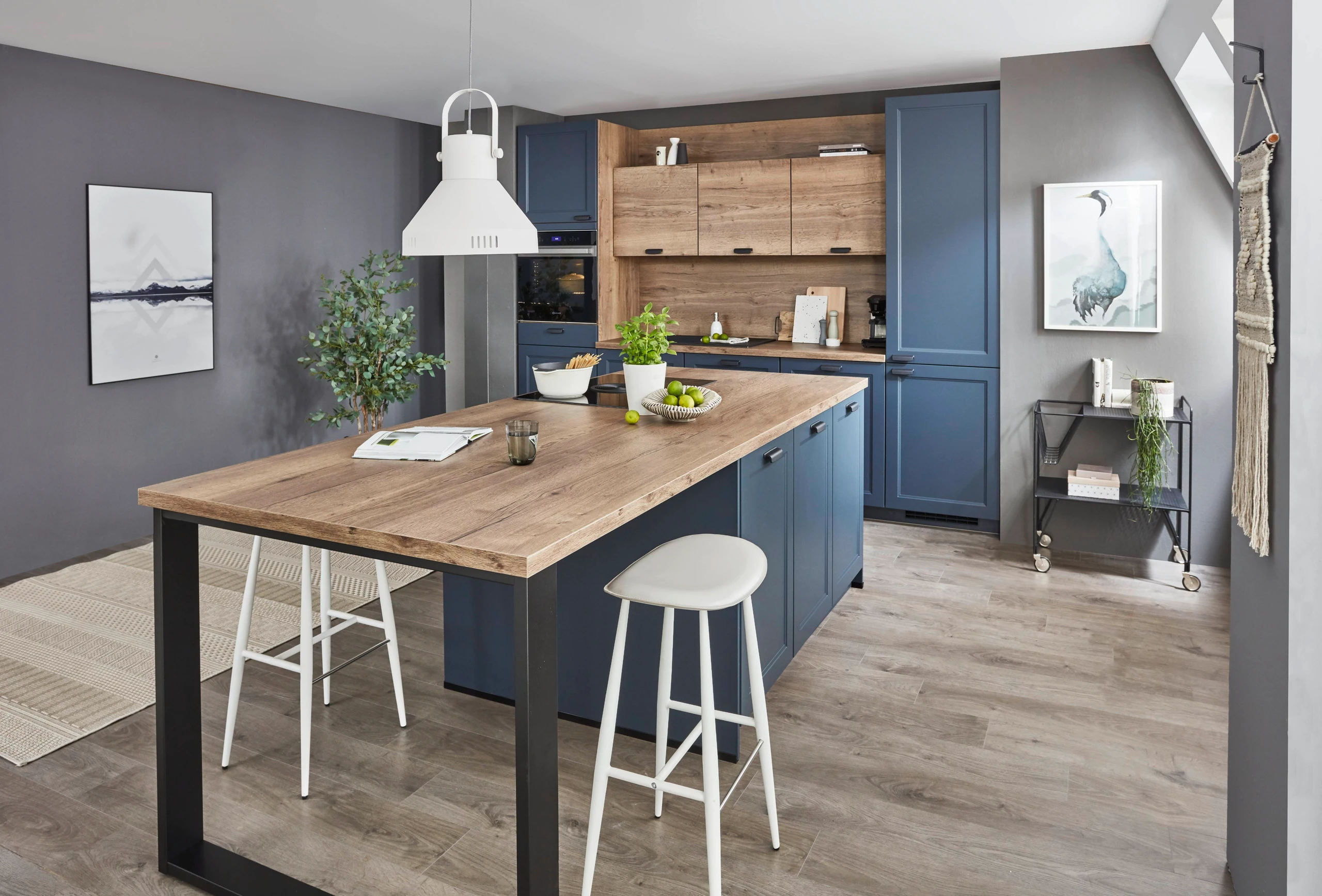 Fjord blue Shape kitchen with artistic details